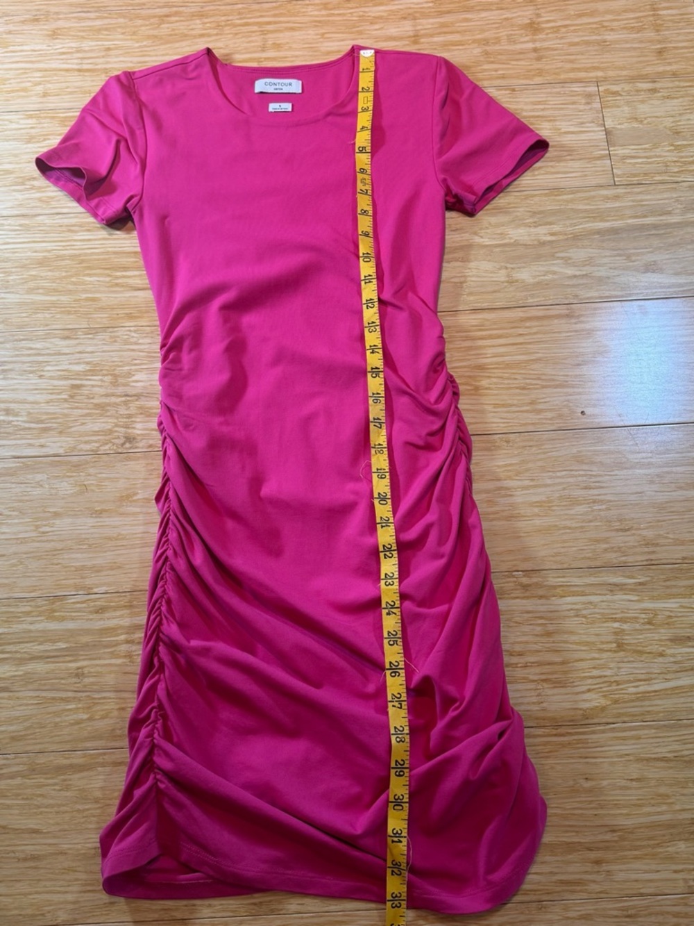 Aritzia Babaton Contour Ruched Mini Dress Pink Short Sleeve Fuscia - Size Small - Picture 11 of 11